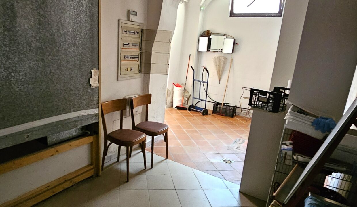 negozio via roma8