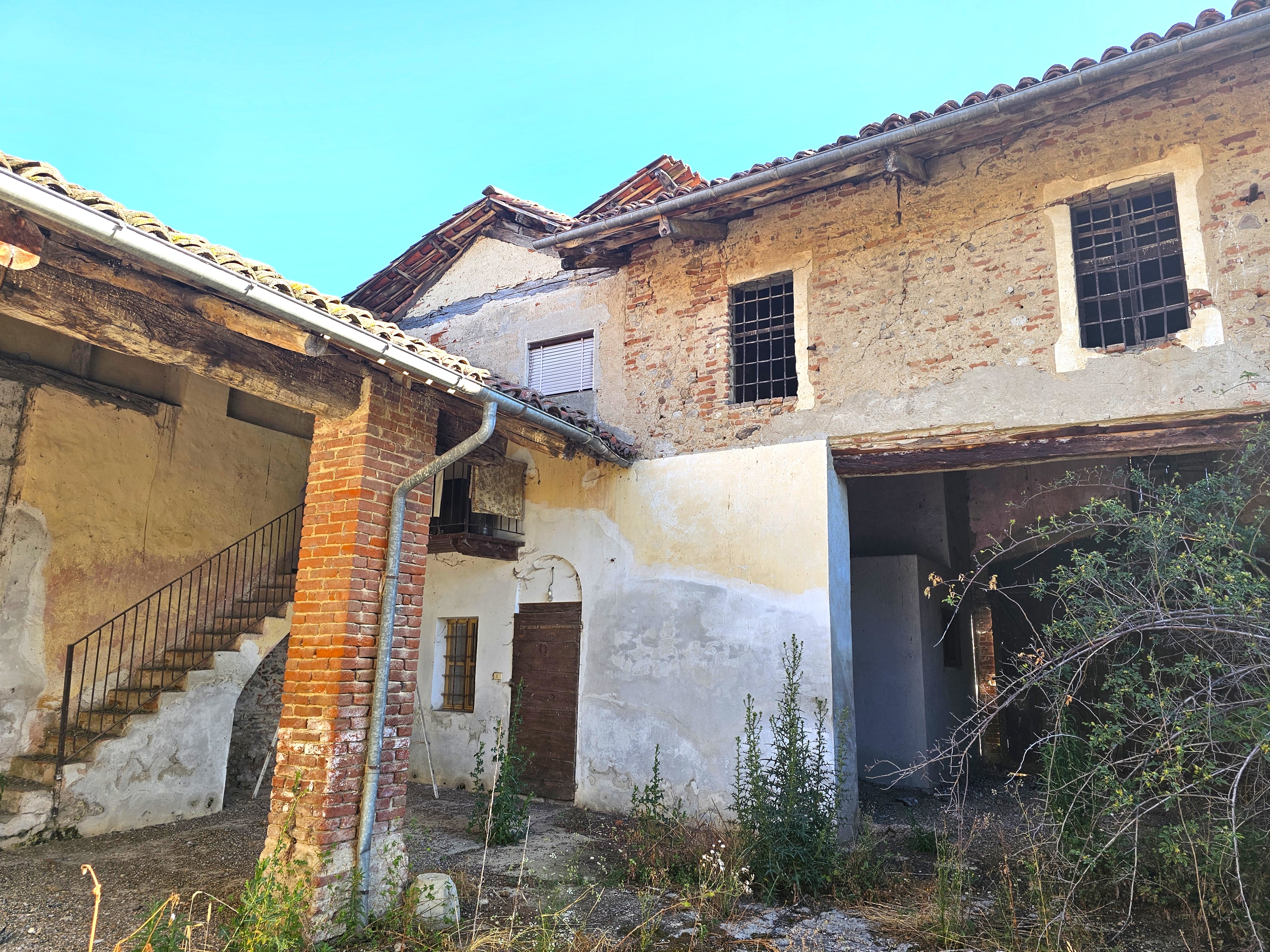 PORZIONE DI CASALE