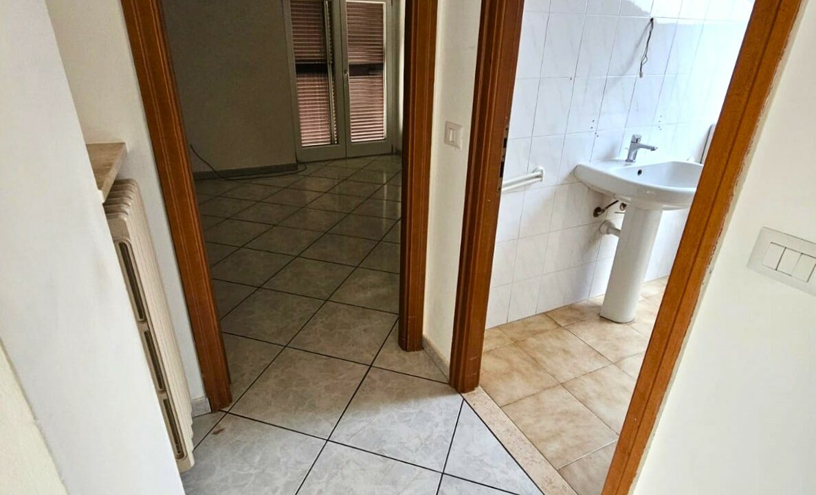VIA XXV APRILE13