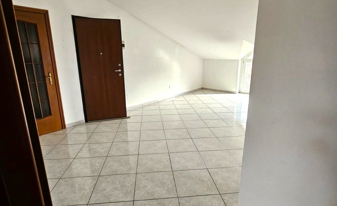 VIA XXV APRILE17